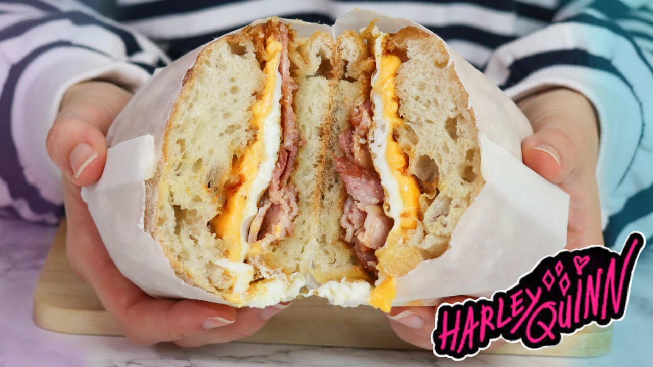 El PERFECTO SANDWICH de HUEVO - HARLEY QUINN