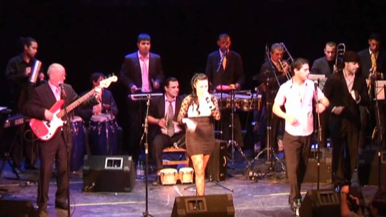 VANESA BRITOS  ANTILLANO - FULL H.D