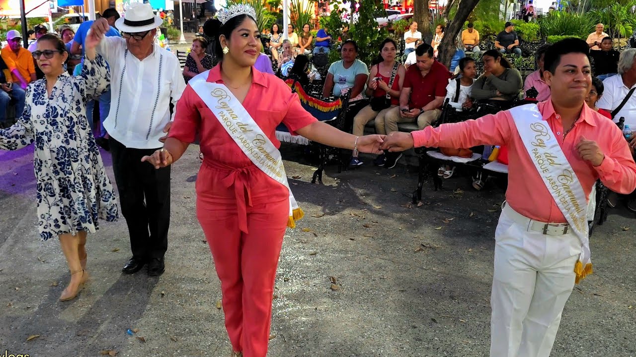 Así se vive el danzón en el Parque de la Marimba
