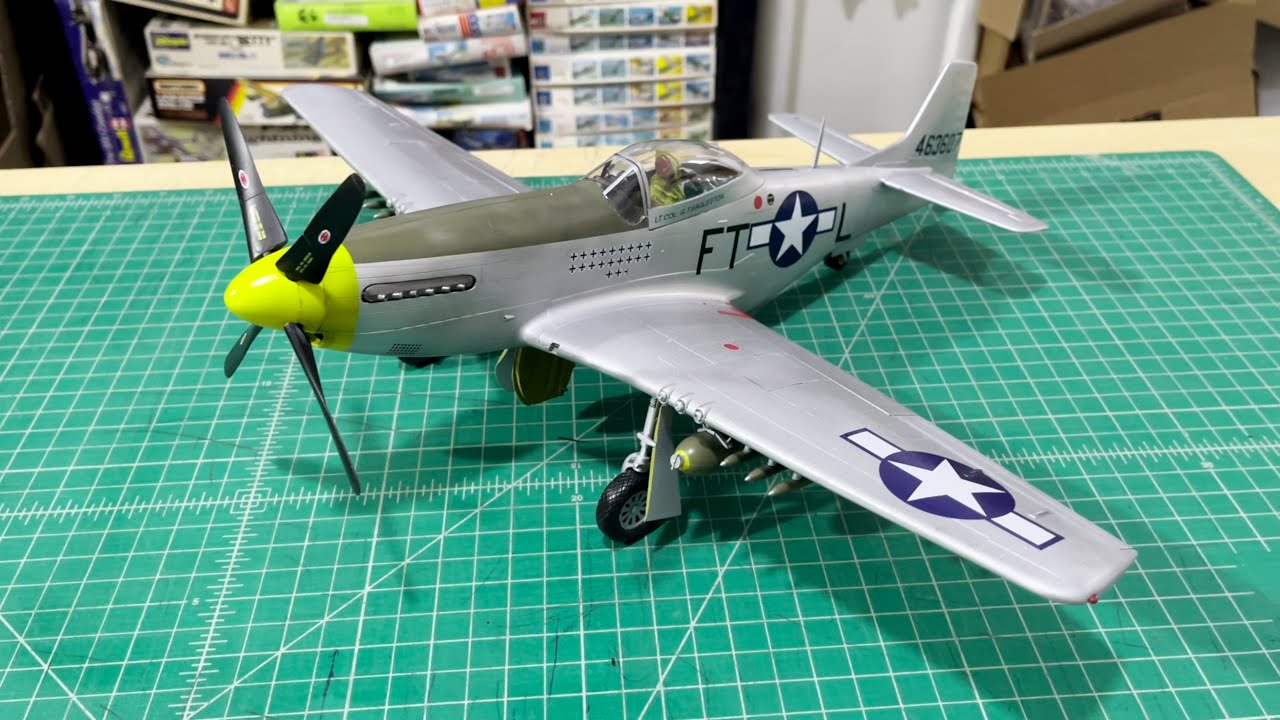 Trumpeter North American P 51D Mustang 1/24 Scale Model Aircraft full built