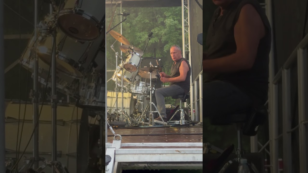 Paweł Markowski (Maanam, Ex Maanam) fragment z koncertu.