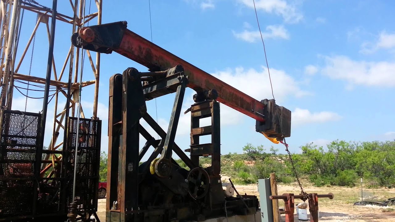 Oil Pumping Unit - Parkersburg 