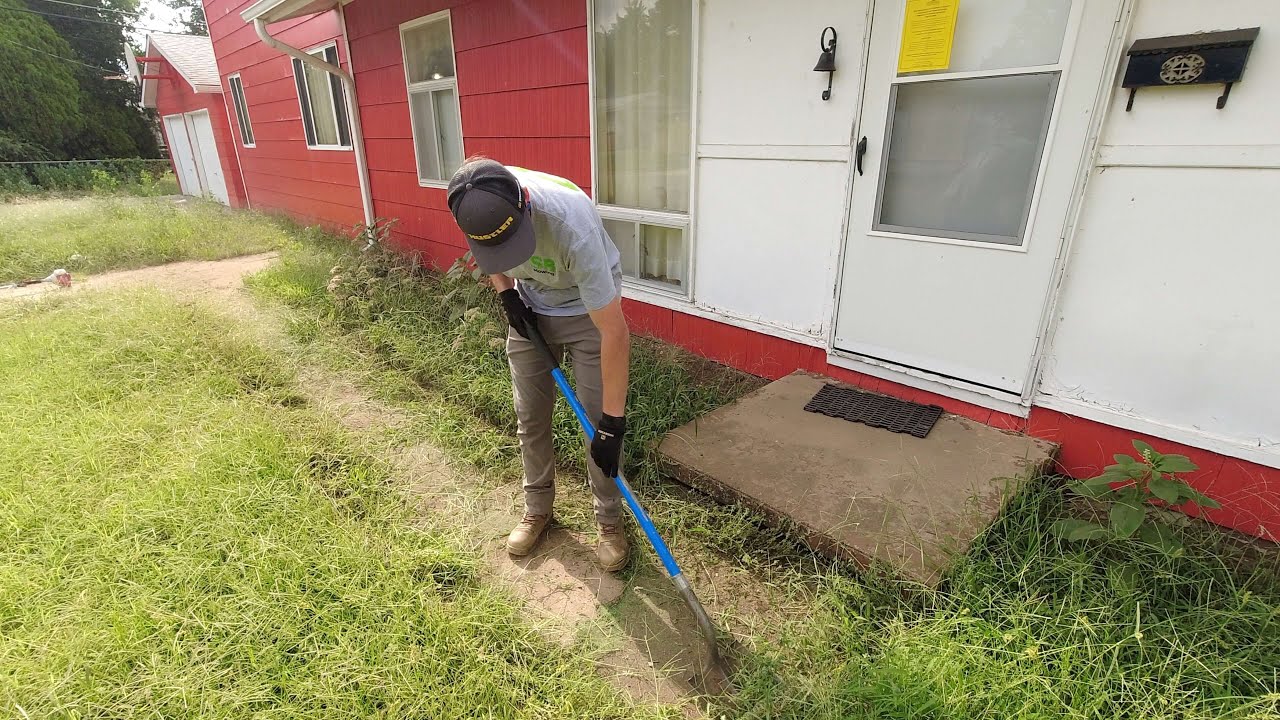 Property DEEMED VACANT has neighbors CONCERNED about what will happen