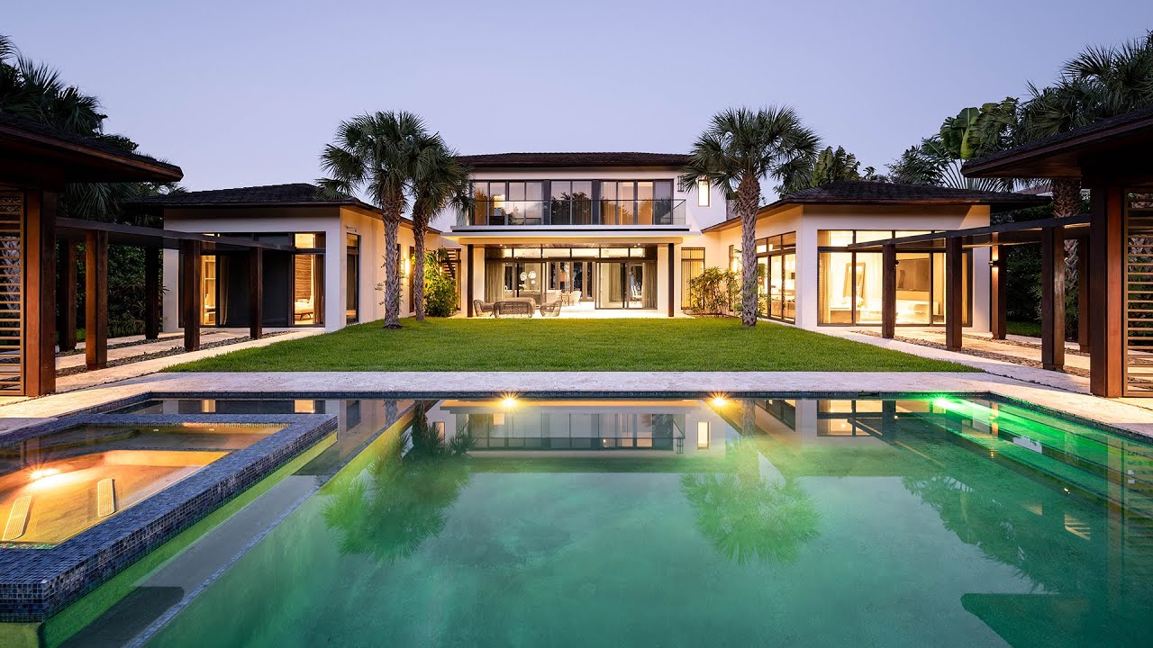Pinecrest Paradise: Tour This Extraordinary Dream Home!