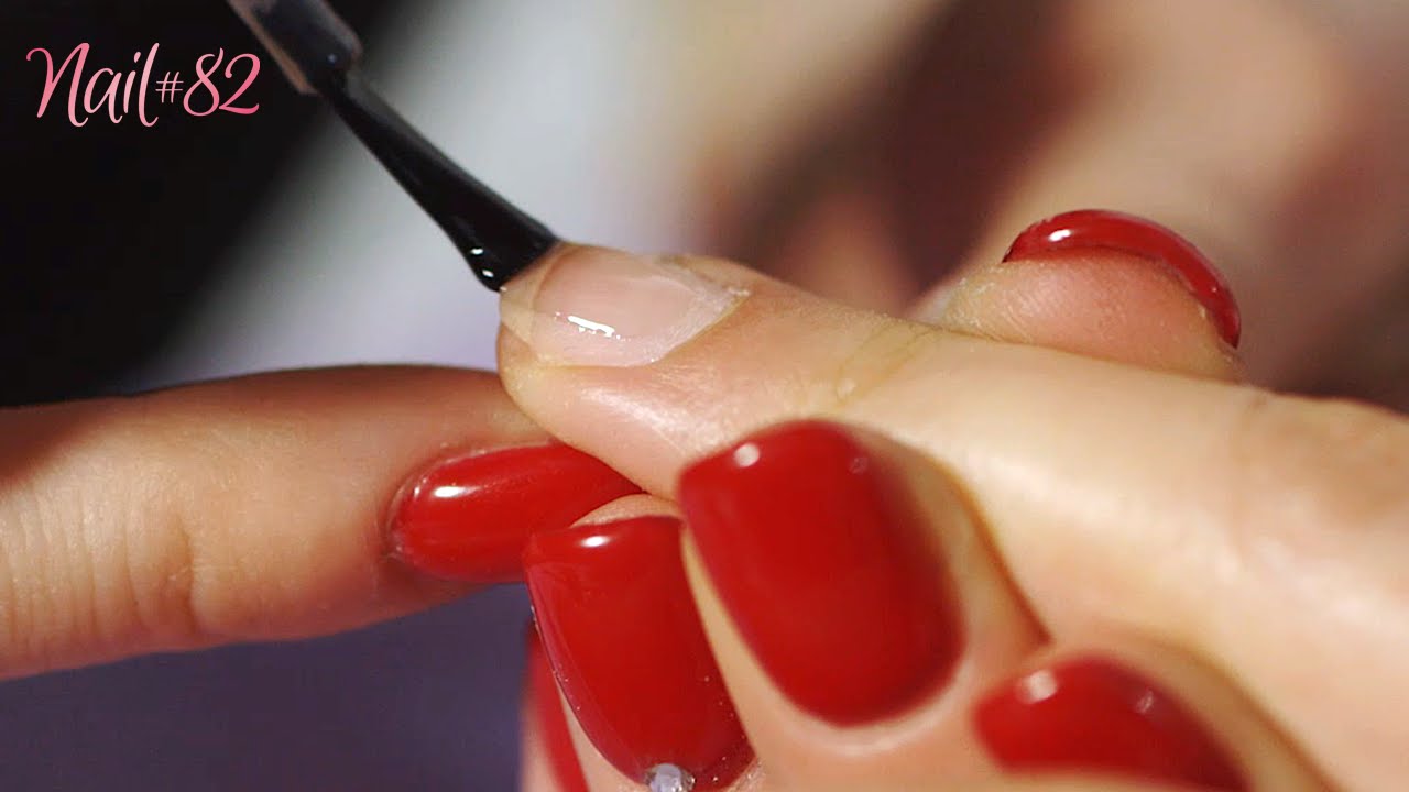Decorazione con cuore, per una nail art da favola!
