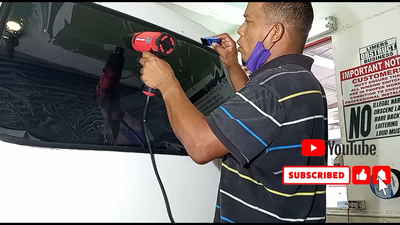 Como Moldear el Polarizado de un vidrio trasero / How to mold window film Tint