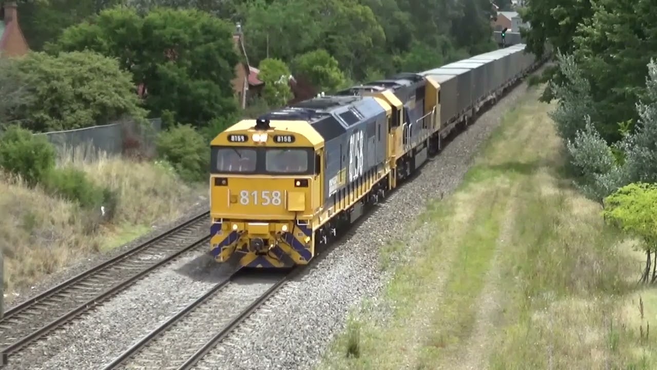 A real train mix in an around Goulburn NSW! December 2025.