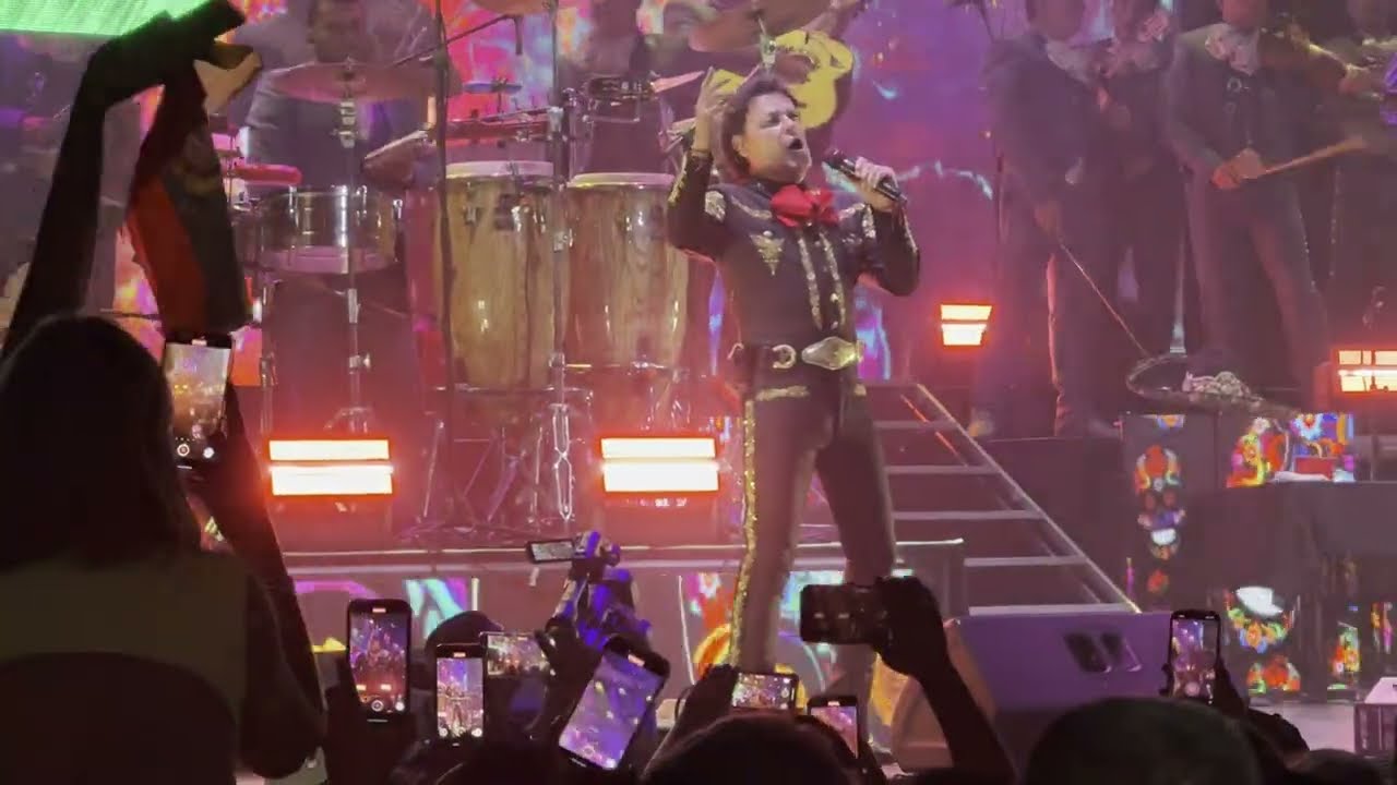 Pedro Fernandez - Ave Fenix Tour 2025 - NY/NJ Parte 1/2
