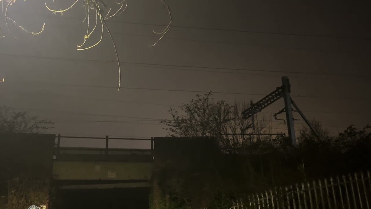 56045 and 56103 at Southcote junction in the dark 9/2/26 