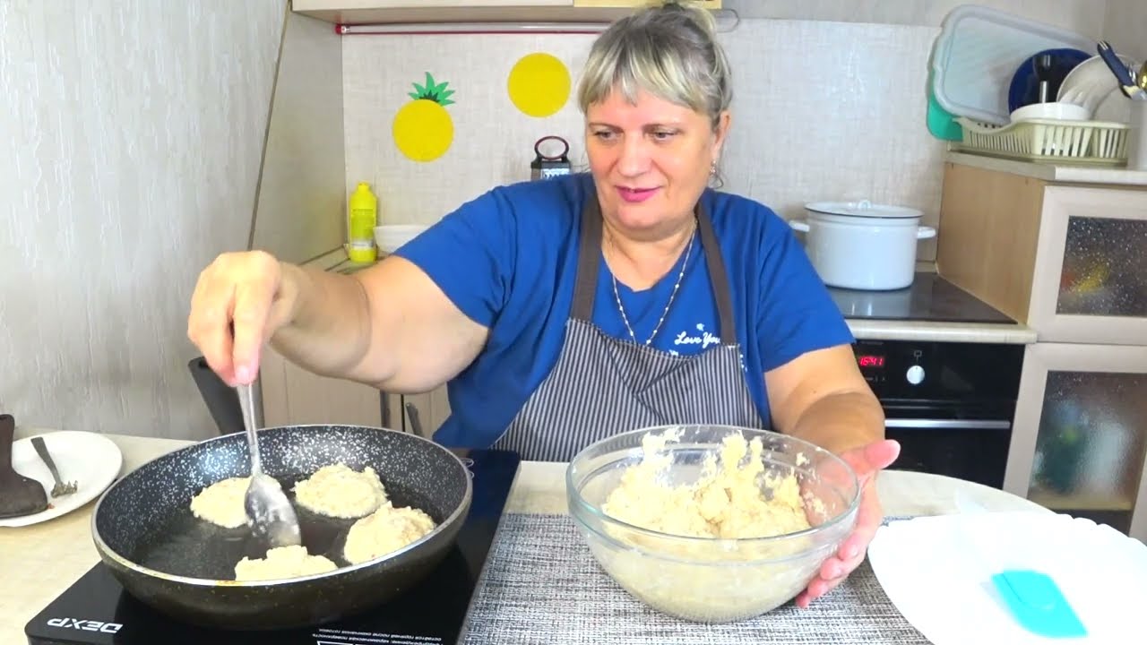 Как БОМБИЧЕСКИ  вкусно НАКОРМИТЬ семью УЖИНОМ за 20 минут!КУРИНЫЕ котлеты без ЛЕПКИ в СМЕТАНЕ!