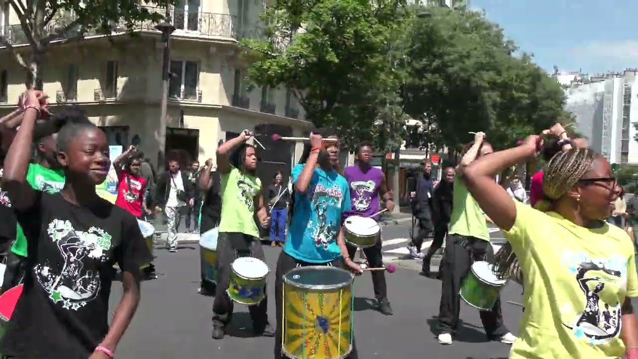 Les Batuc'Ados - Place du Châtelet