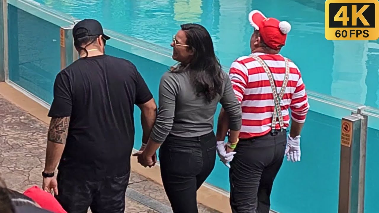 Давайте посмеемся вместе с мимом ТОМом (Christmas Celebration 4K) SeaWorld Orlando 5 января 2024 г.