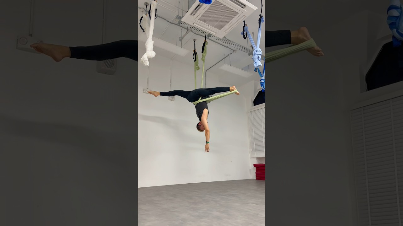 Inverted Aerial Yoga Split 