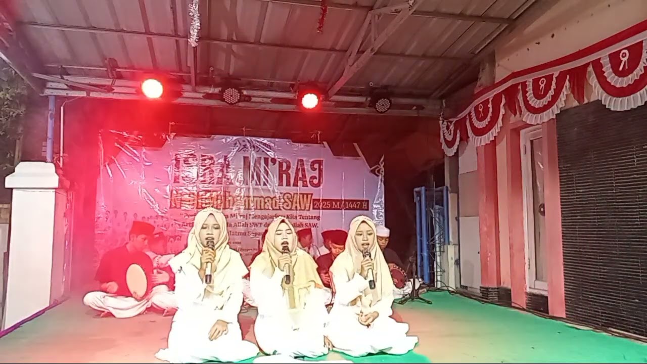 SHOLLI WASALLIM DAIMAN — HADROH NURDJATI dalam rangka acara 'HAFLAH AKHIRUSSANAH & ISRA MI'RAJ'
