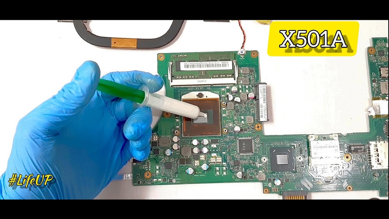 Demontaż i czyszczenie laptopa Asus X501A