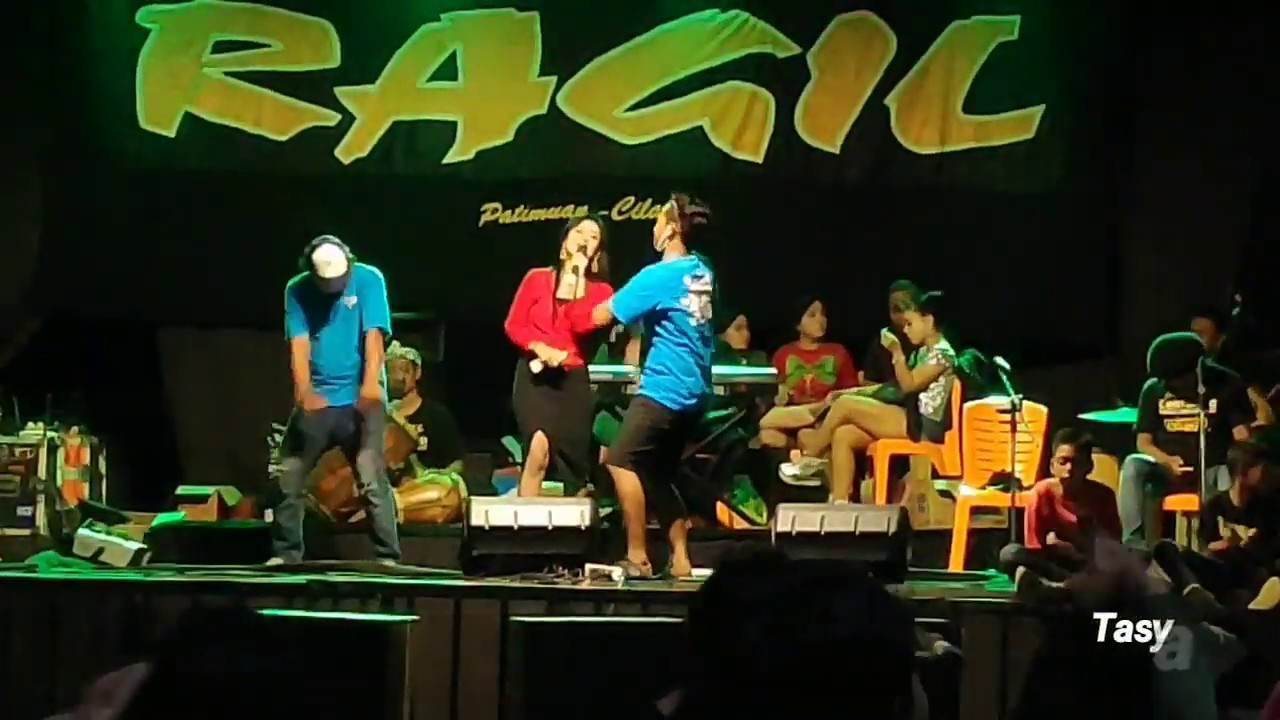Demi Koe-Sasha Neysa