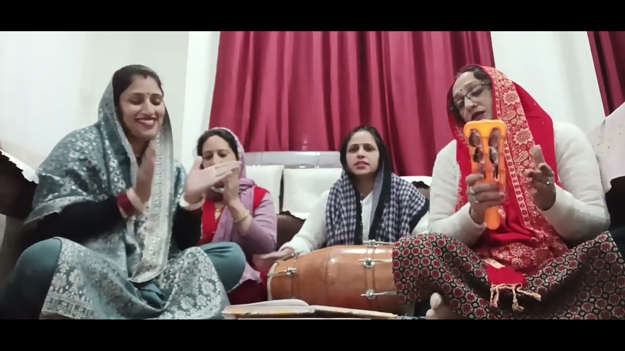 🌹🌹🌹जंगलें-जंगलें आयां मेरी अमिये  असां बनसके दे फुल  चुगणे  🌹🌹माता रानी जी का बहुत सुन्दर भजन 🙏👍🌹🌹🌹🌹