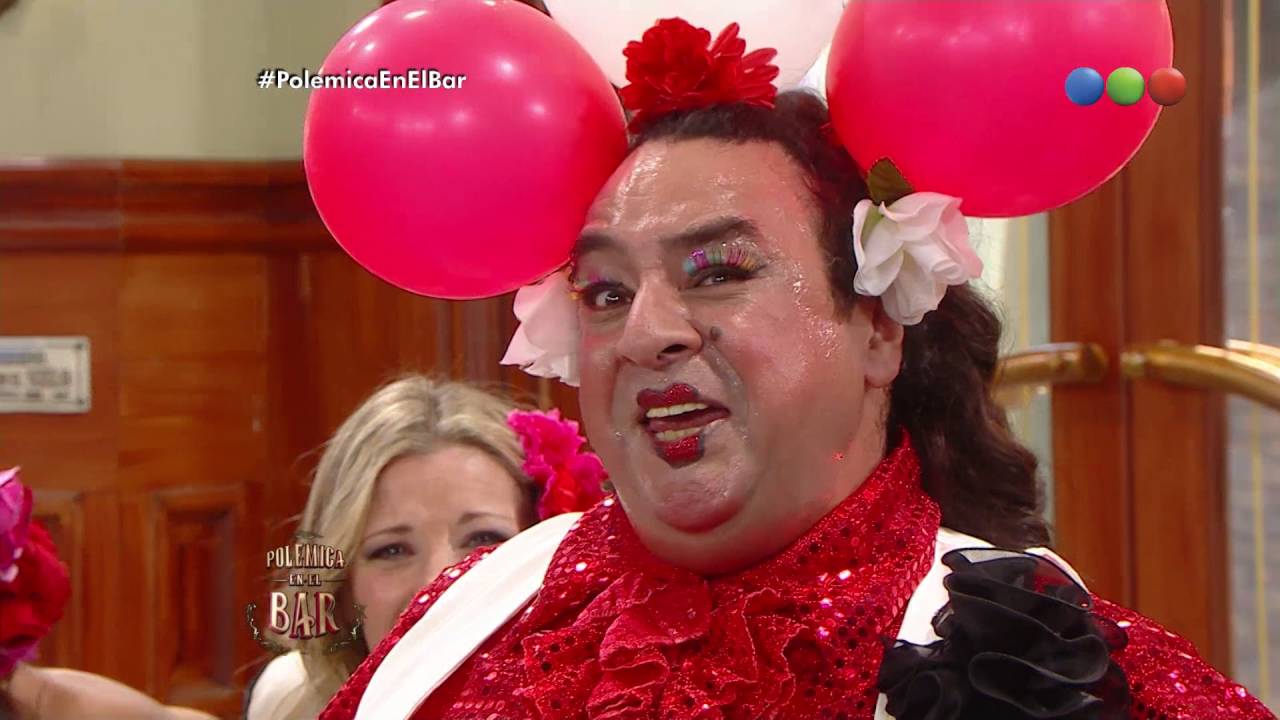 El regreso de un clásico: La música de Pacotillo - Polémica en el Bar