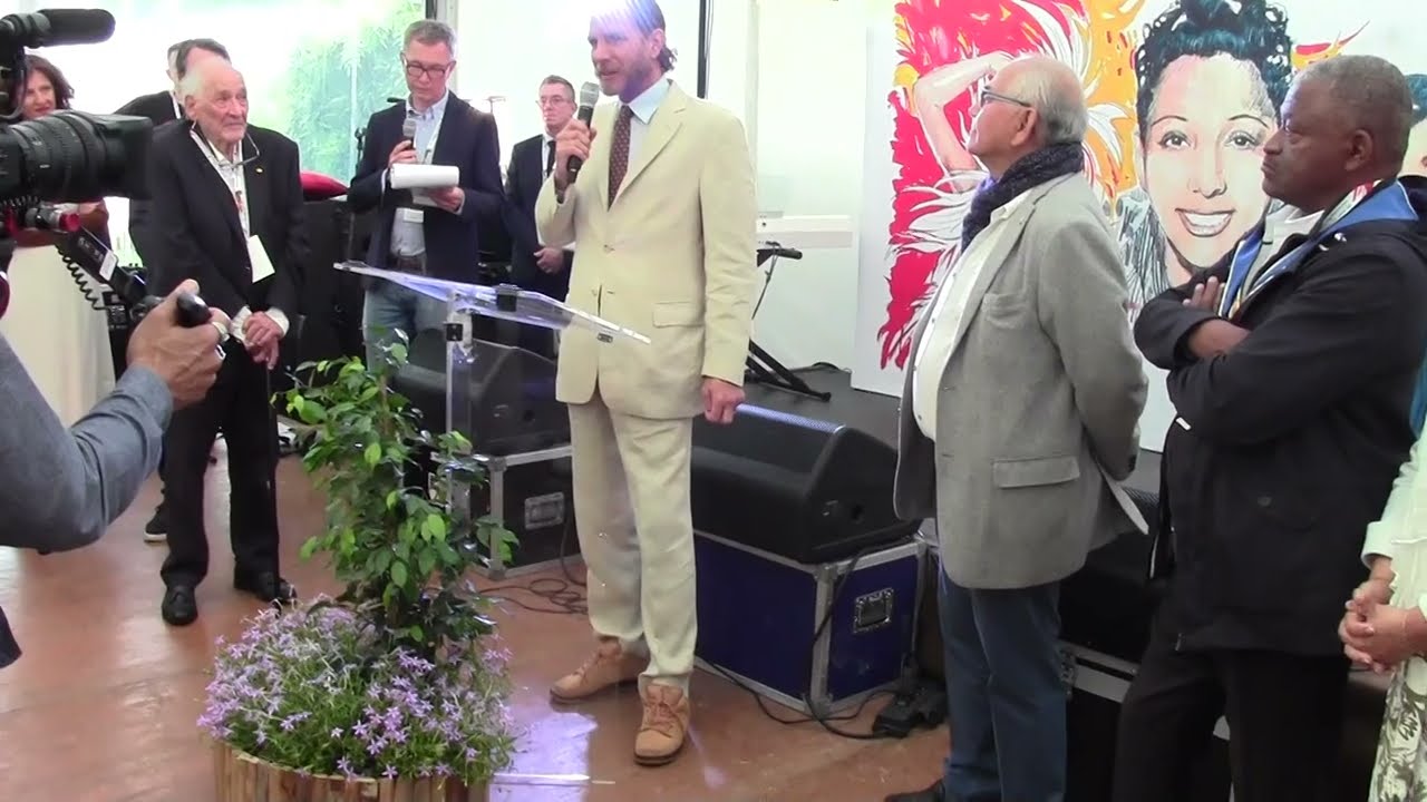1-Discours d'Andrea Casiraghi, parrain du Festival Joséphine Baker, qui a eu lieu aux Milandes.