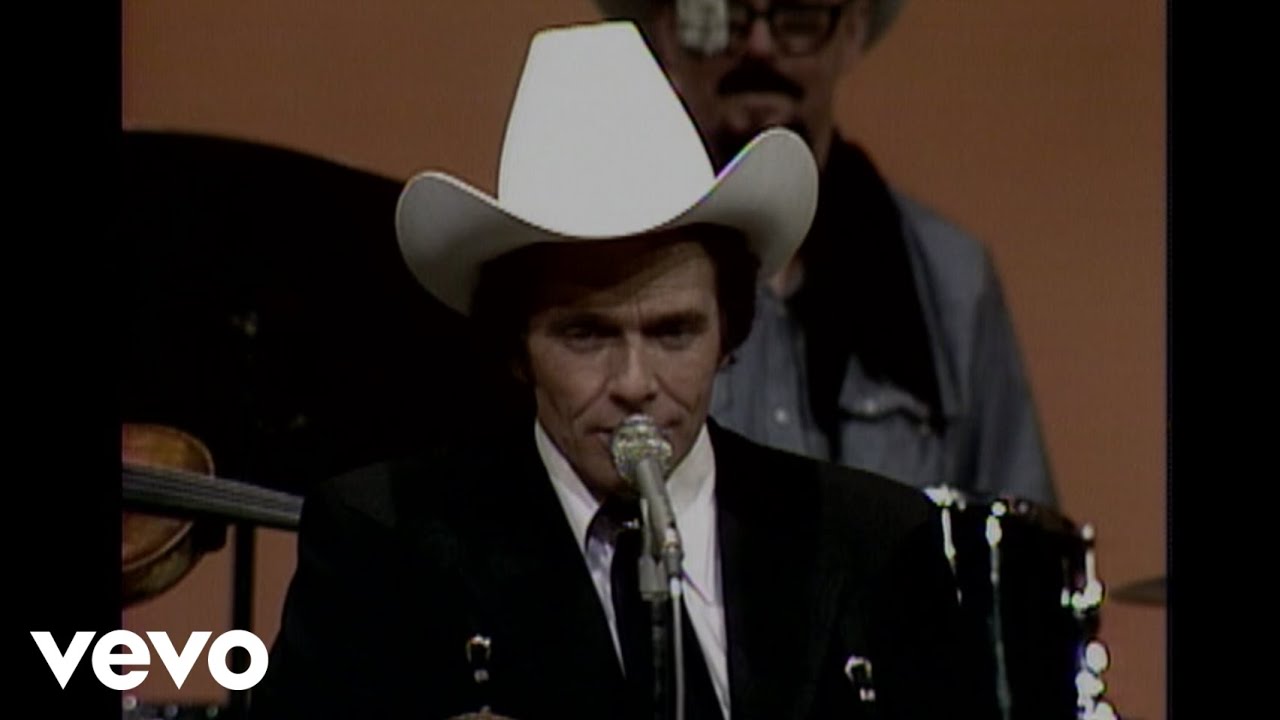 Merle Haggard - New San Antionio Rose (Live)
