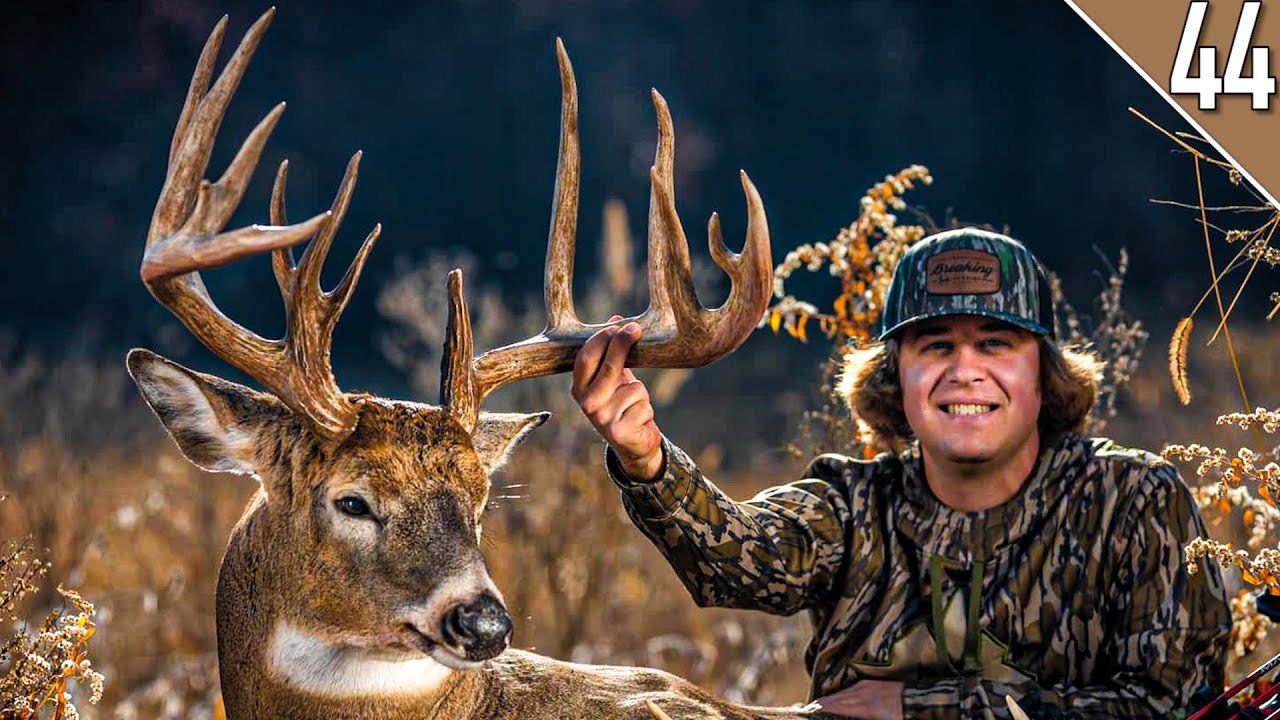 GIANT Wisconsin Whitetail with BOW - 2022 Archery Hunt!