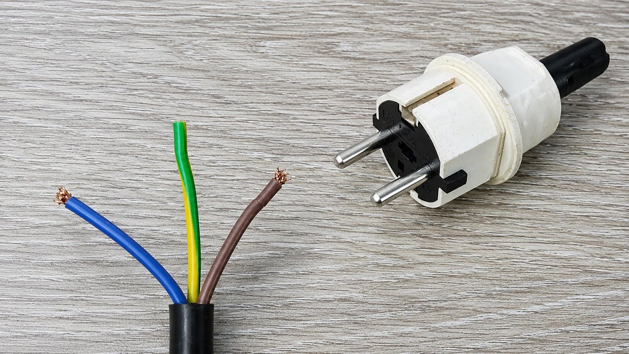 How to connect 3 wires to 2 pin plug