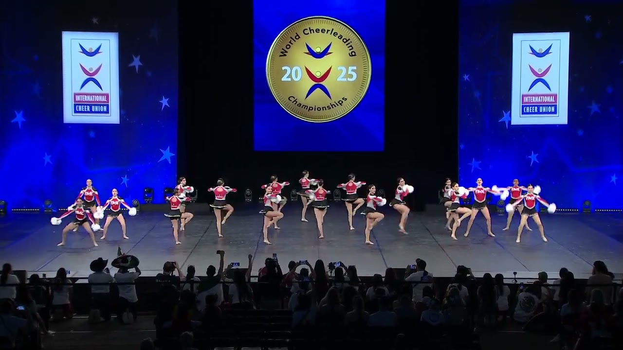 Mexico [Junior Pom - Semis]