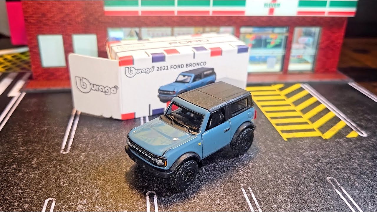 Burago Ford Bronco 1/64 Diecast Review | Off-Road Legend in Miniature