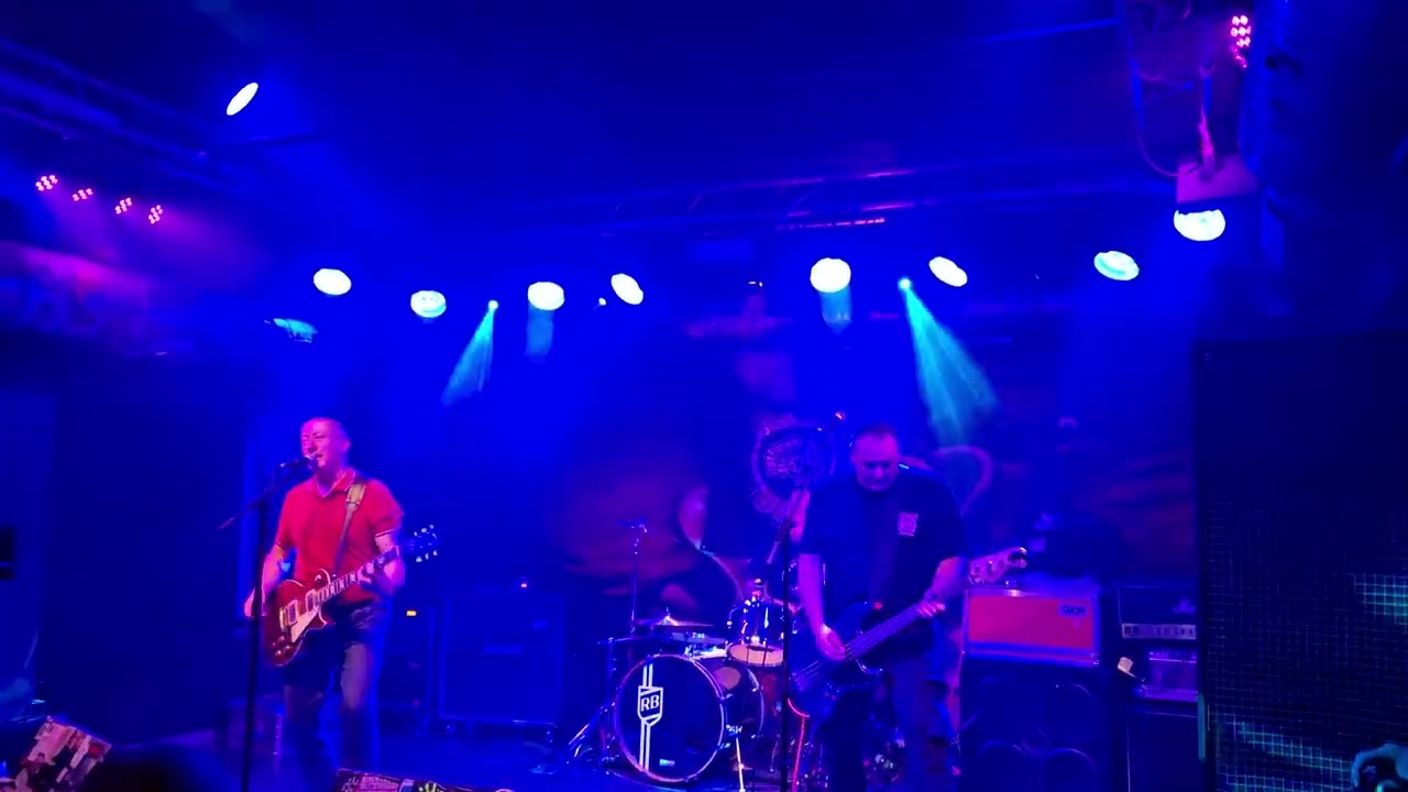 Fatal Blow - Party Political Bullshit. live at Ajz Bahndamm