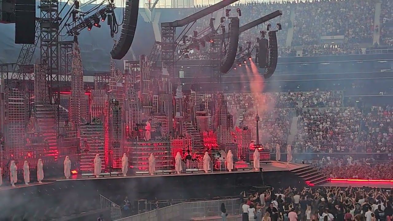 The Weeknd / How Do I Make You Love Me /  live in Frankfurt 14.07.2023