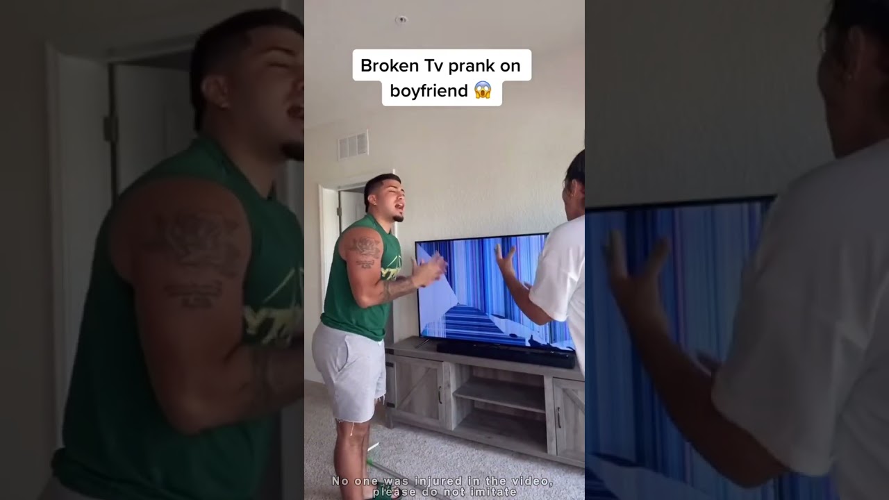 Broken TV prank🤣🤣#funnyvideos#foryou#viral#trend#TV#broken#angry#prank#fyp#fypシ