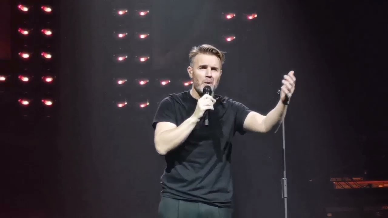 Gary Barlow live in Belfast 2021 - Forever Love and Rule the World