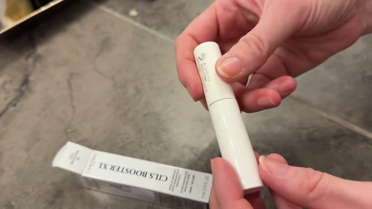 Why I LOVE this mascara primer! -- Lanc&ocirc;me Cils Booster XL Enhancing Lash & Mascara Primer