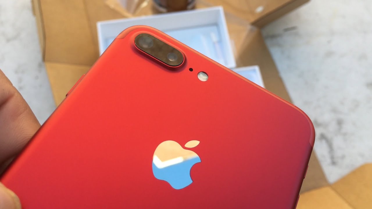 Red iPhone 7 Plus Unboxing and set up (4K)