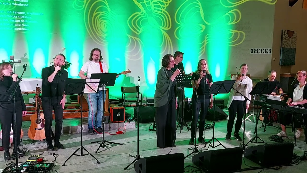 Siunaa koko maailmaa   feat. Eve ja Ossi    säv. Enoch Sontonga san. Jaakko Löytty
