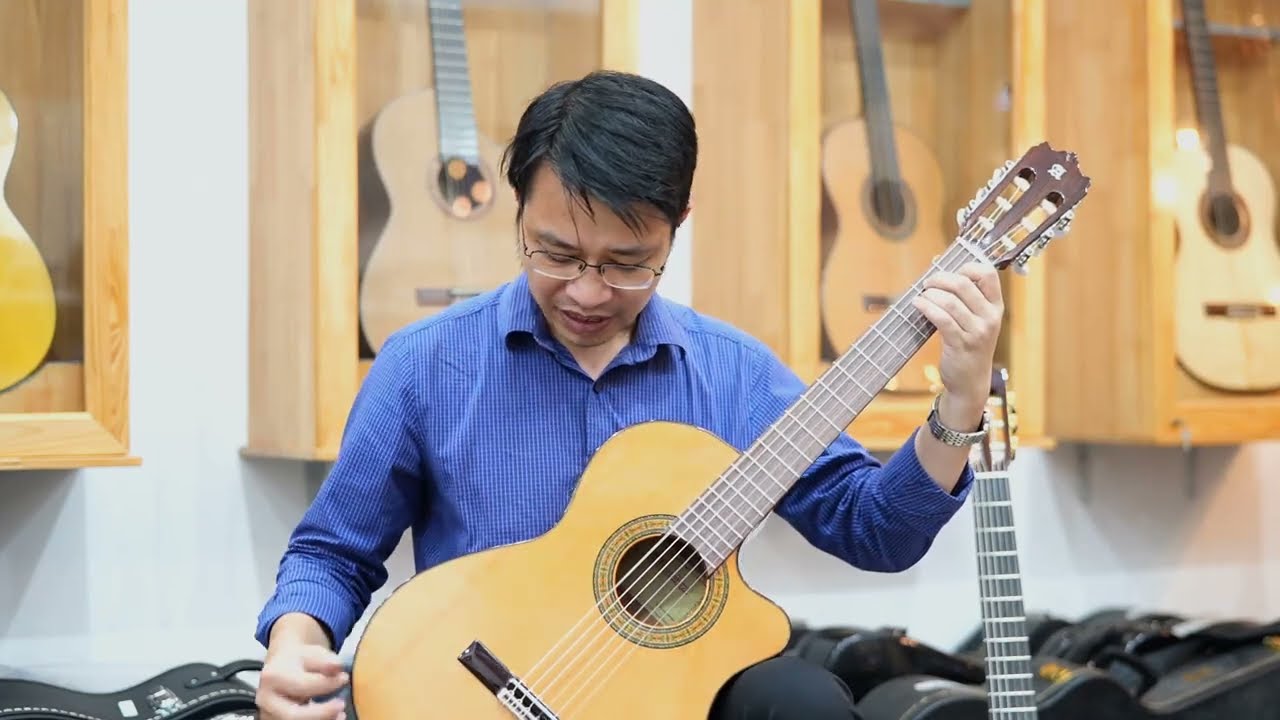 Âm thanh mộc và ra loa của 4 loại Guitar Alhambra Cut CE