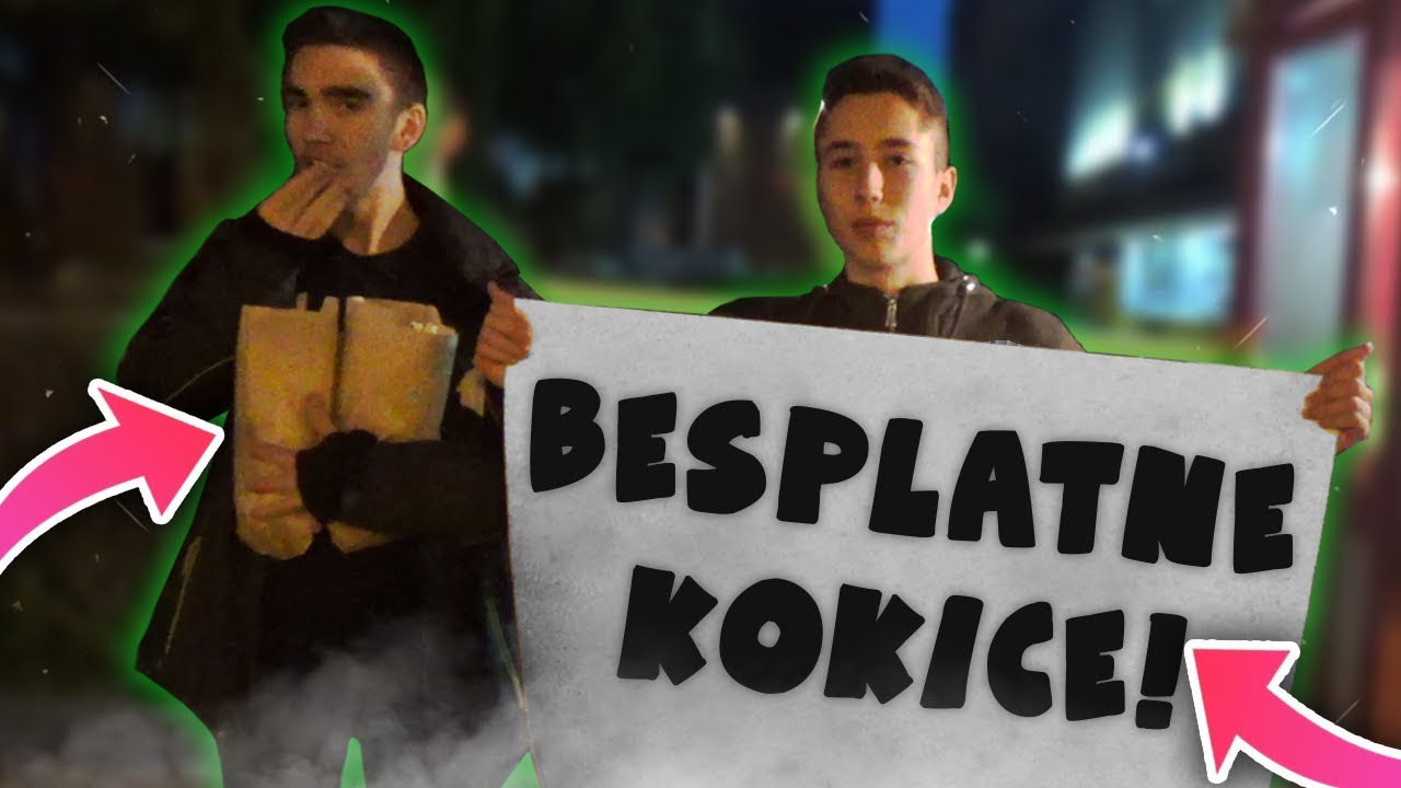 Kupujemo Kokice Ljudima Na Ulici