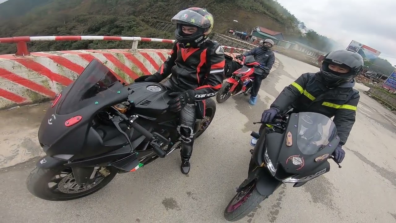 Tour Hà Giang part1: câu chuyện delay và chạy thử r15 độ khủng