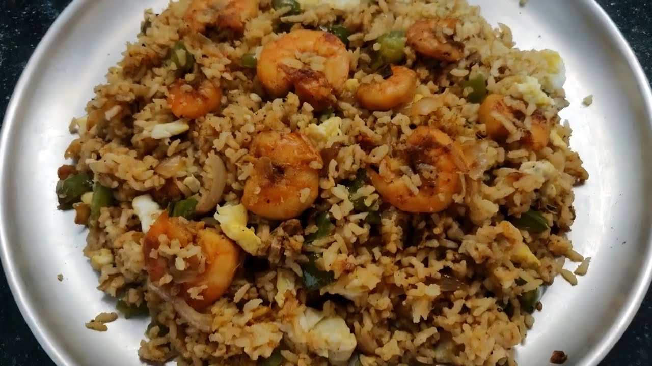 Easy & Delicious Prawns Fried Rice Recipe🍤 | Prawns & Egg Fried Rice🦐🍚 | Shrimp Fried Rice Recipe🍛