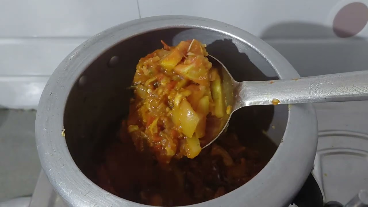 बहुत आसान तरीके से आलू मटर की सब्जी बनाया घर पर 