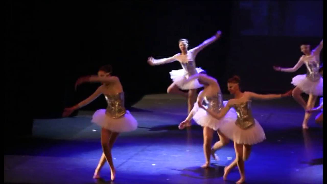 Clip Lac des cygnes ECOLE Art DANSE 2016