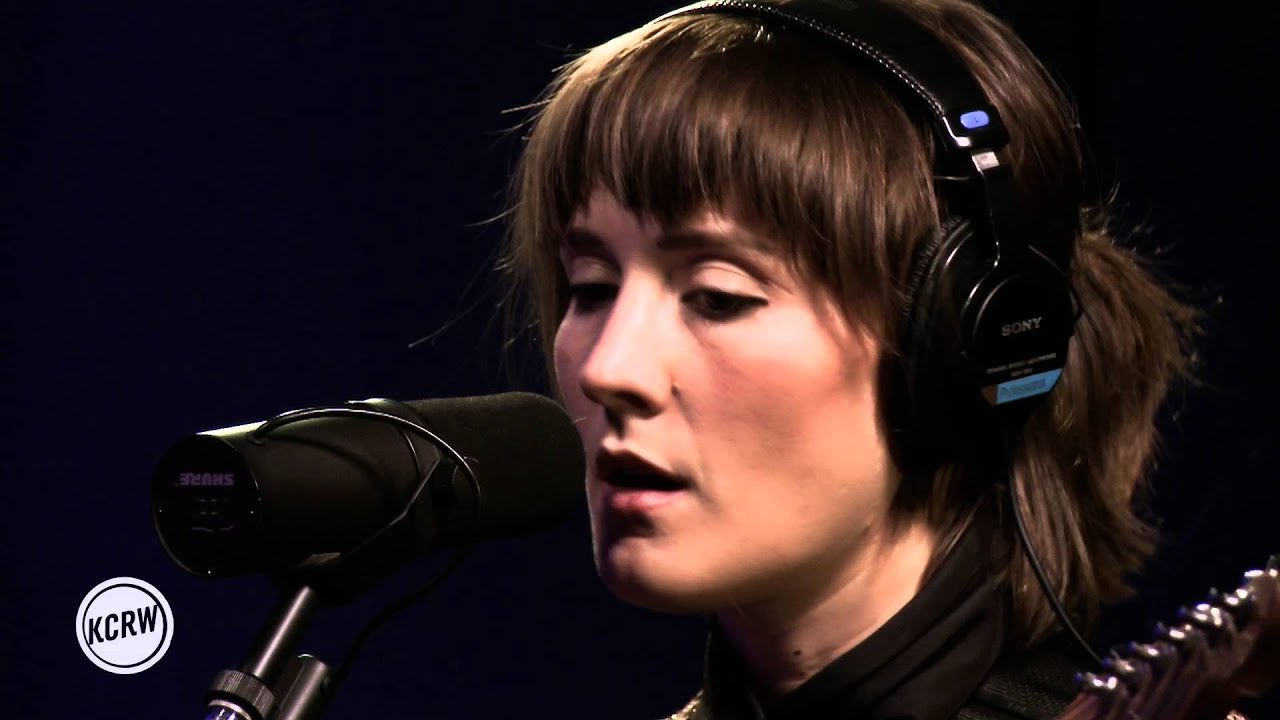 Cate Le Bon performing 