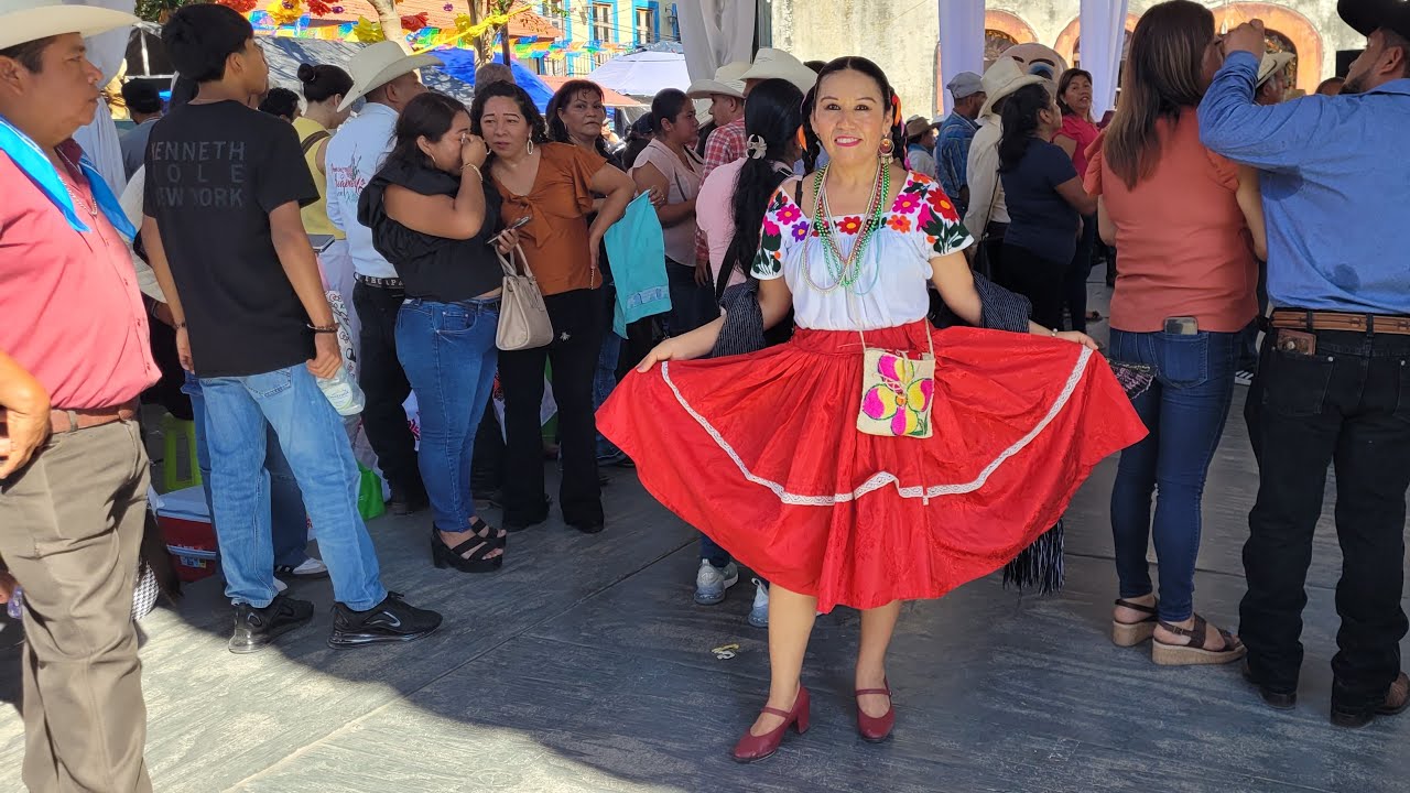 ♥️ 100% en vivo desde Xilitla domingo de huapango 16 de noviembre 2025
