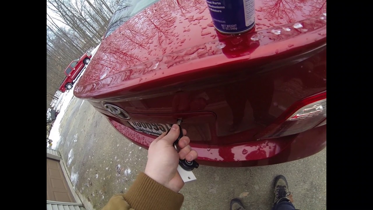 Toyota Camry/Corolla Stuck Trunk Lock Fix