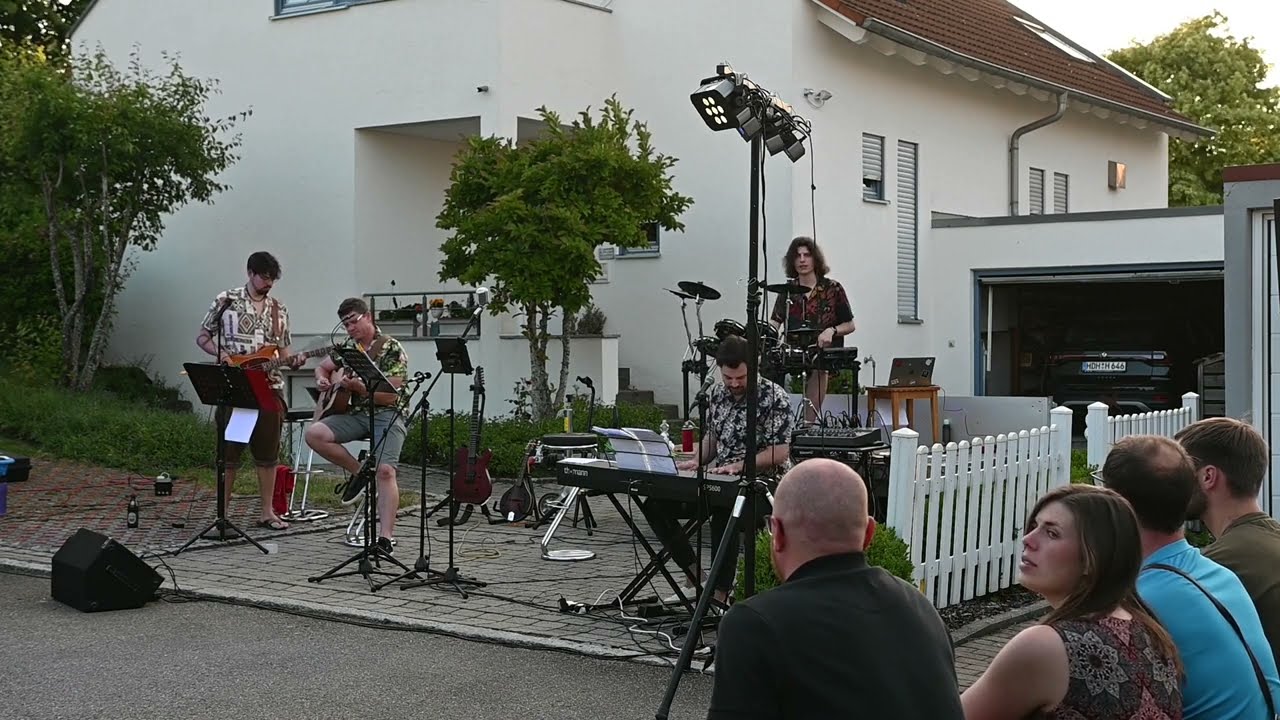 It Never Rains in Southern California (Albert Hammond) Cover by The Raw Bunch Live on the Street