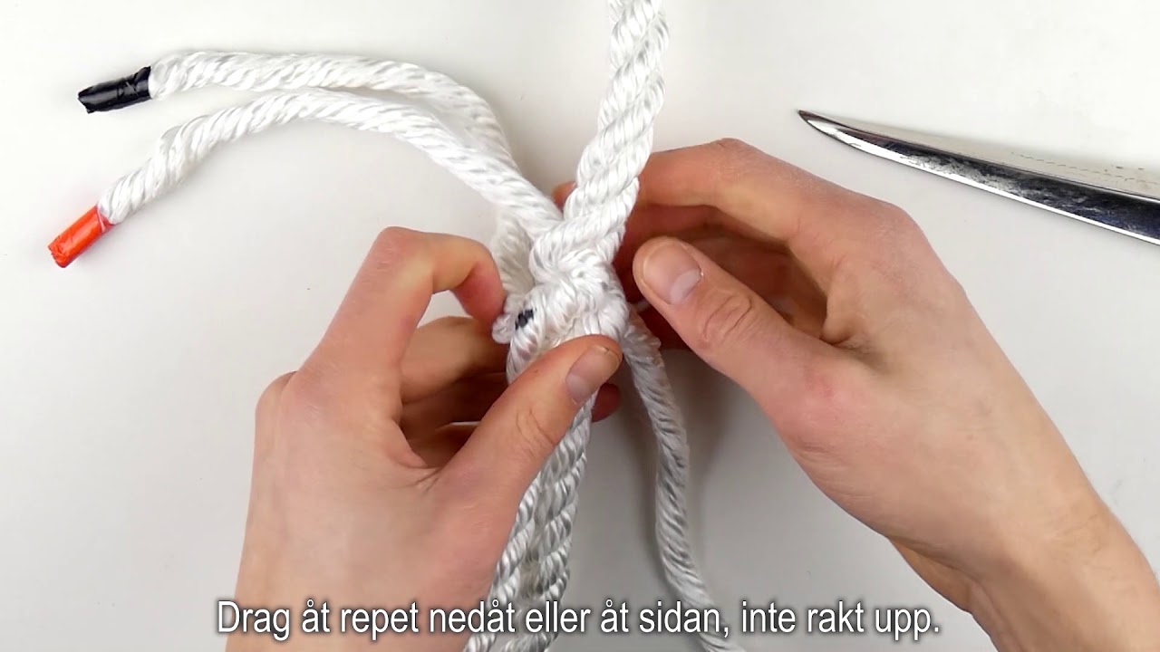 Splitsa 3-slagen armerad polyesterull