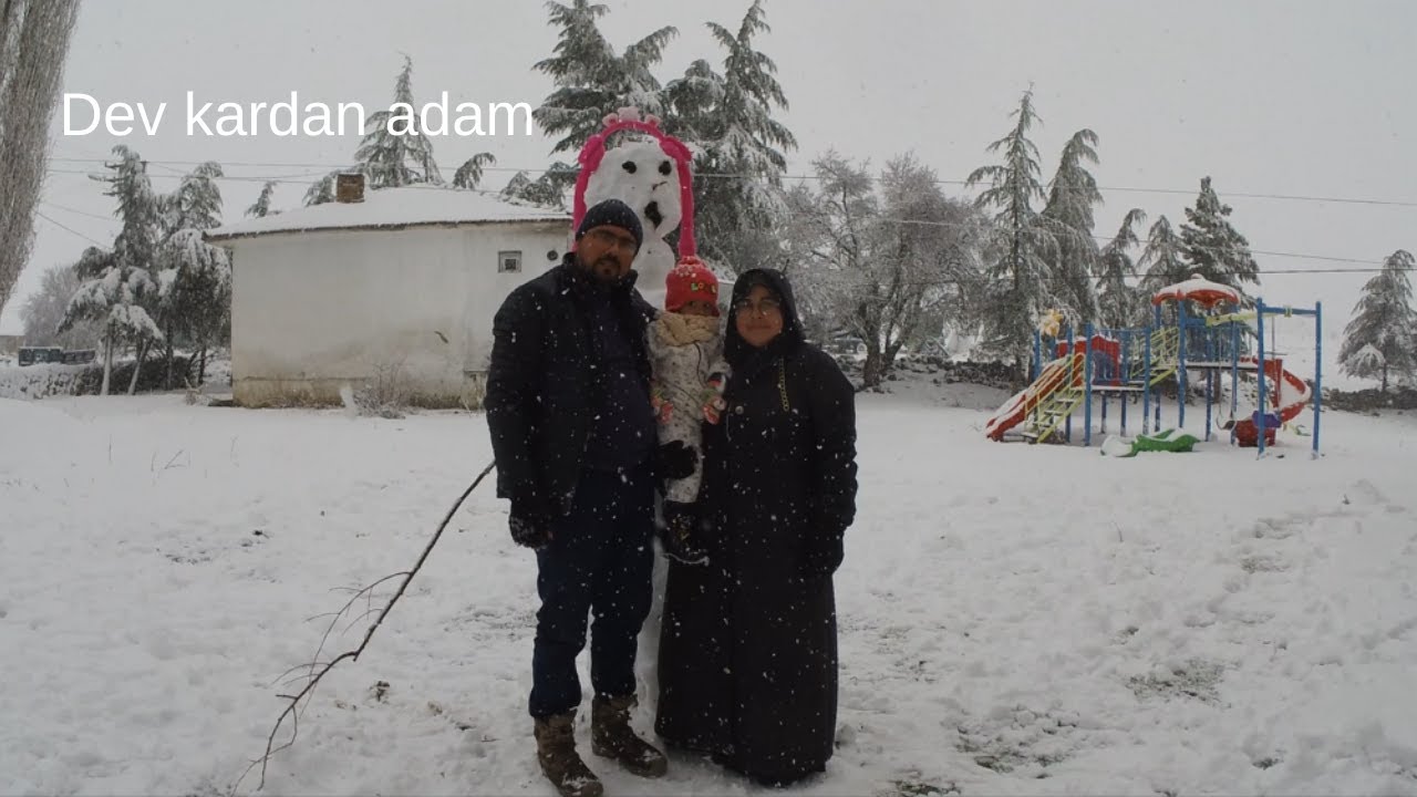 ''Kızımla İlk Kar Topu Savaşı | Köy Hayatı 