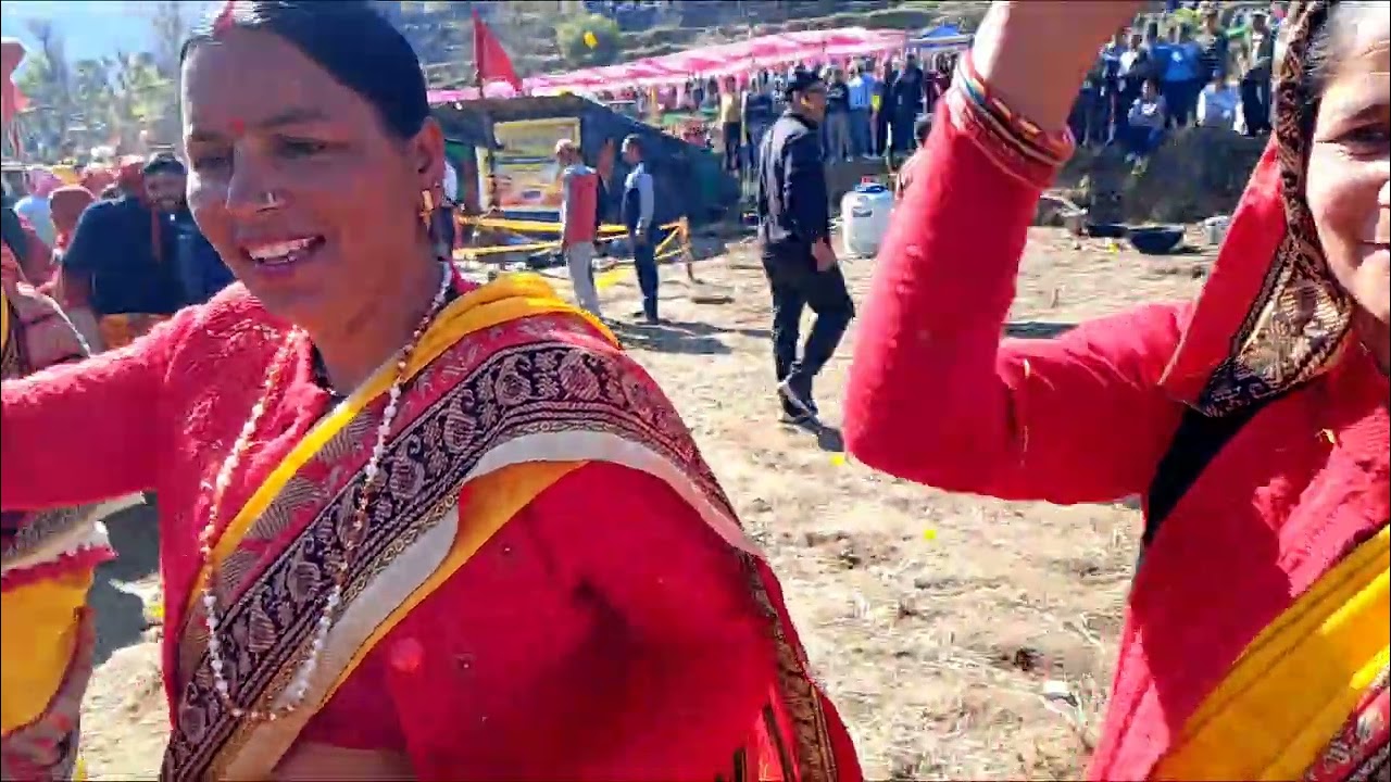 भक्तों की भीड़ देख कर हुई मां चंडिका और मां इन्द्रमती खुश ❤️🙏🏻|| PAHADI LIFESTYLE 