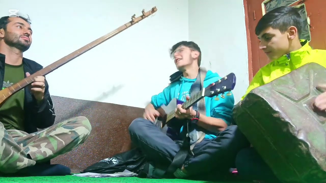 chitrali citar