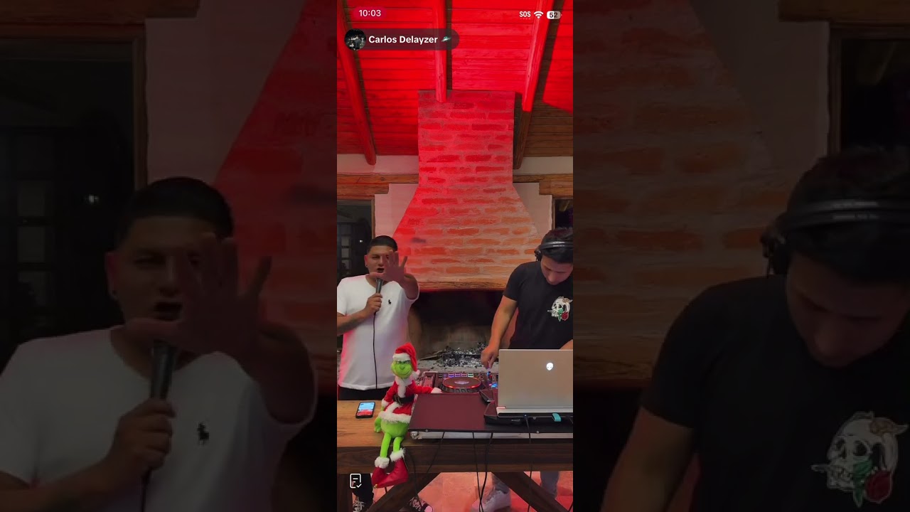 ECUADORIANREMIXCLUB “DeTodoUnPoco” ft Crash-Delayzer-Zaiduuu 